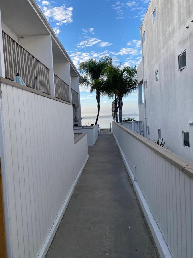 Beach Front Bungalow At Pacific Beach Сан Диего Екстериор снимка